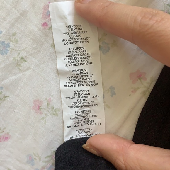 Boohoo - Cropped Long Sleeve - Picture 6 of 6